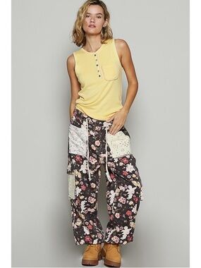 POL Floral Patchwork Boho Cargo Jogger Pants Size M